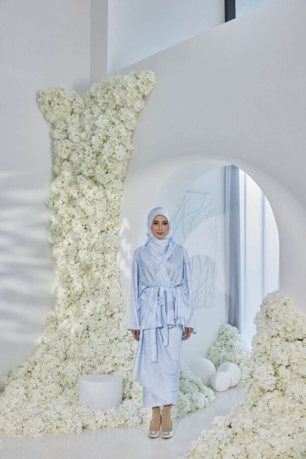 m45172 IRIS KAFTAN in Azure Tranquility (BLUE)