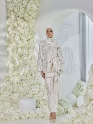 IRIS KAFTAN  in Radiant Serenity (GOLD)