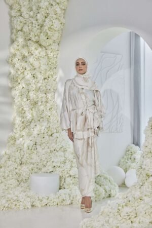 m45280 IRIS KAFTAN in Radiant Serenity (GOLD)