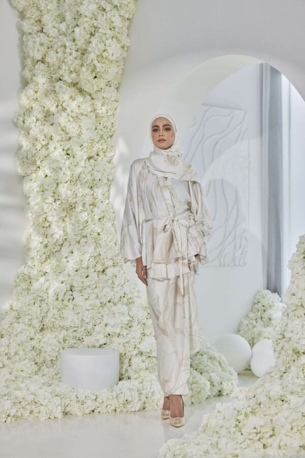 IRIS KAFTAN  in Radiant Serenity (GOLD)