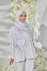 IRIS SHAWL in Harmony Haven (LILAC)