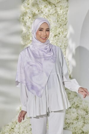 IRIS SHAWL in Harmony Haven (LILAC)