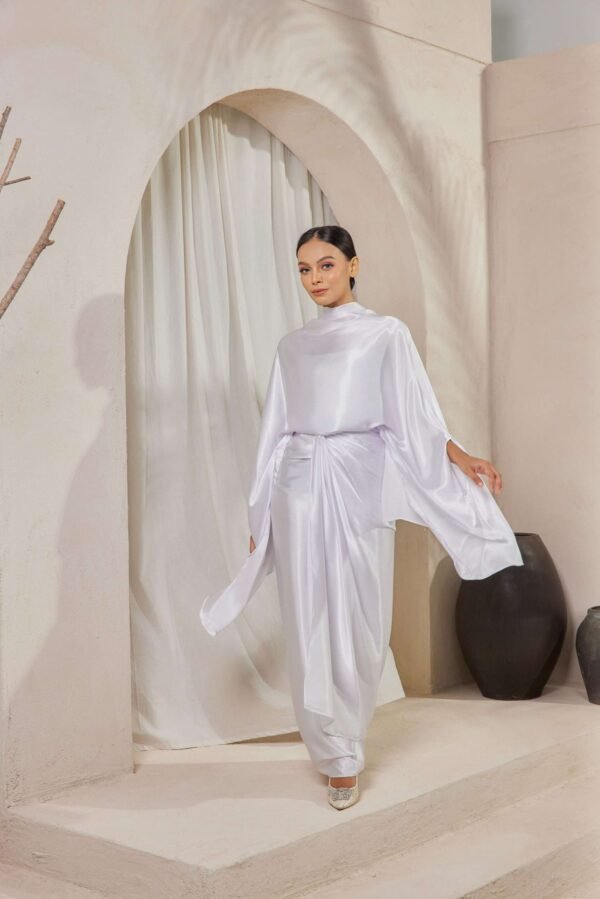 JASMINE LUXE SERIES in Pure White