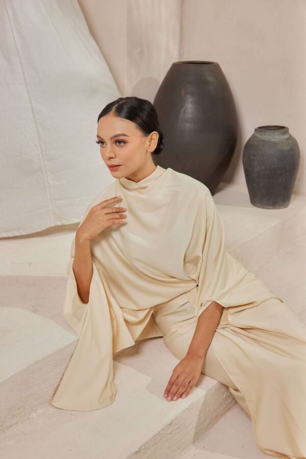 JASMINE SERIES In Soft Beige