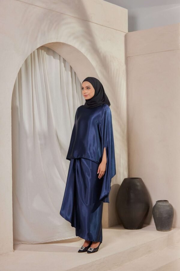 JASMINE LUXE SERIES in Midnight Blue