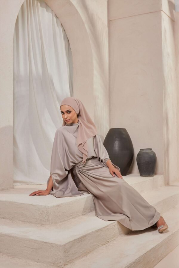 JASMINE SERIES in Earl Gray