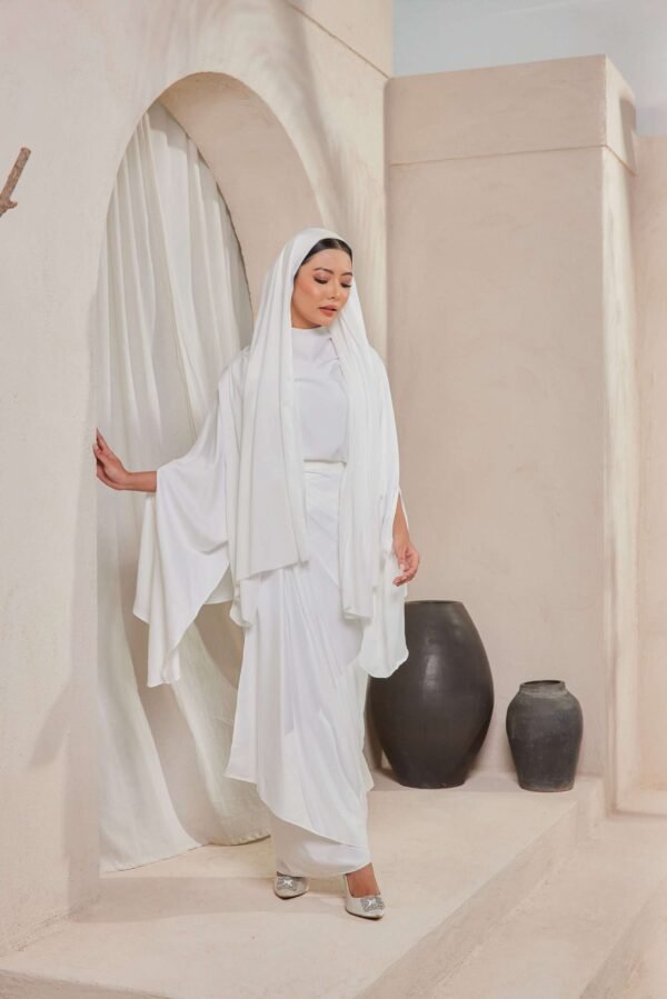 JASMINE SERIES In Off White