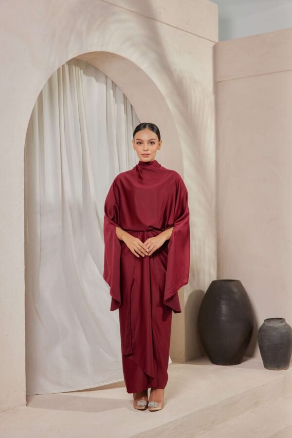 JASMINE SERIES in Crimson Red