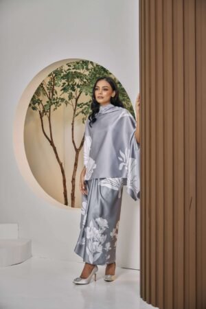 JASMINE PRINTED, LIMITED SERIES in Roman Silver