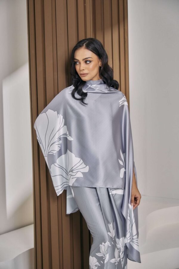 JASMINE PRINTED, LIMITED SERIES in Roman Silver