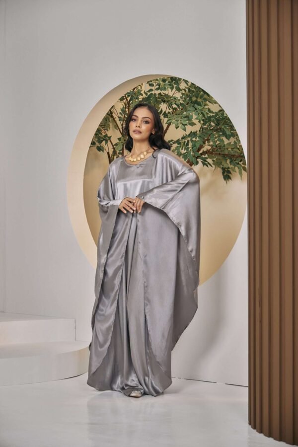 m10520 Azalea Series in Metallic Silver