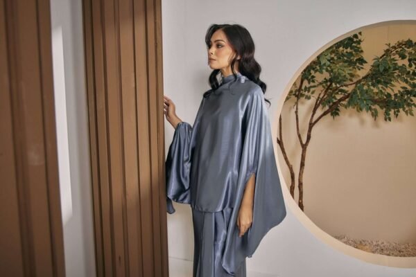 JASMINE LUXE SERIES in Smoky Silver