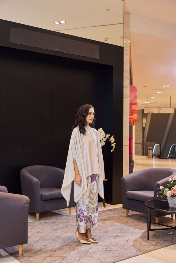 SEROJA 2.0 in Creamy White