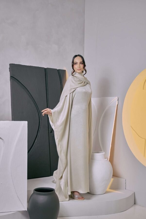 SAMARA ABAYA in Pistachio Green