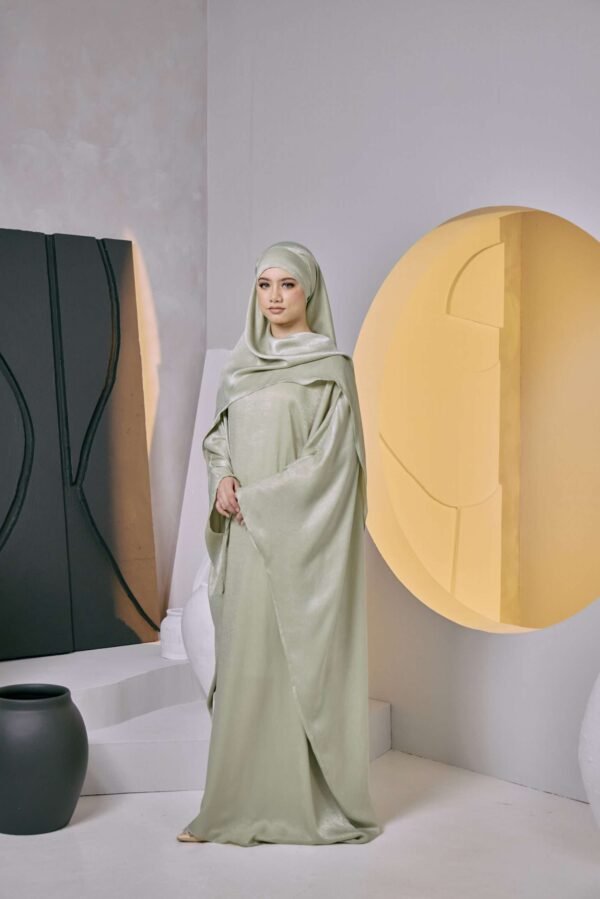 SAMARA ABAYA in Sage Green
