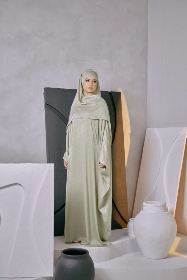 SAMARA ABAYA in Sage Green