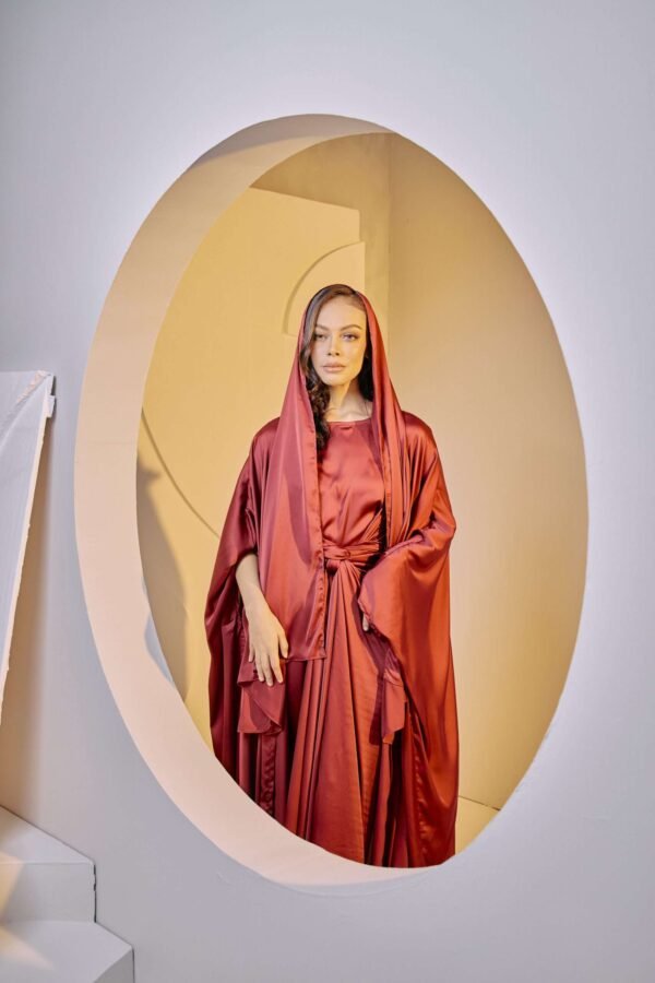 MEDINA ABAYA in Wine Red