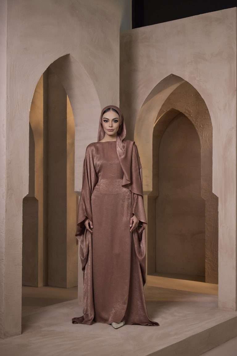 SAMARA ABAYA in Brunette Brown
