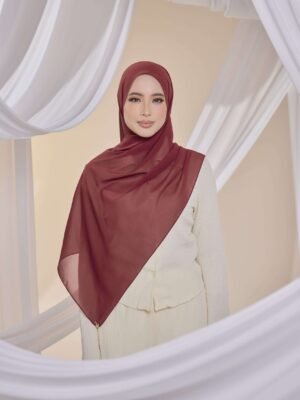 Qalbu Shawl in Ruby Maroon