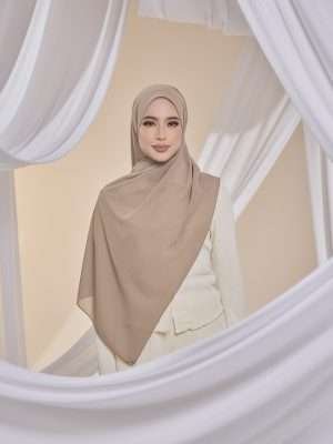 Qalbu Shawl in Smoky Taupe