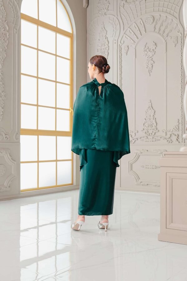 JASMINE LUXE SERIES in Emerald Green