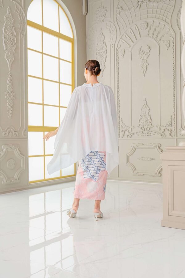 SEROJA 3.0 in Off White