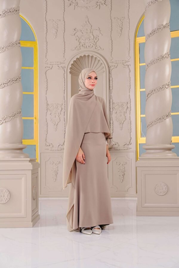 MBA 11.12-49749 Lyla In Smoky Taupe