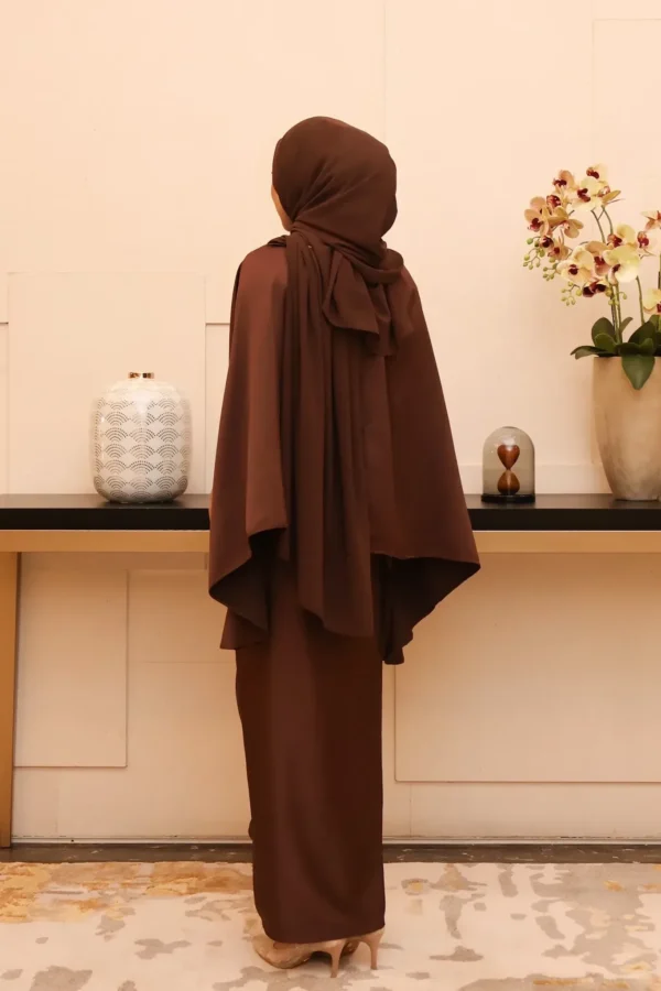JASMINE SERIES In Rich Brown