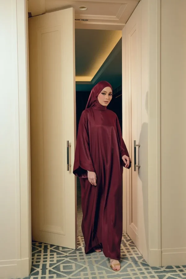 HERA SERIES IN Deep Burgundy