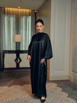 HERA SERIES IN CLASSIC BLACK