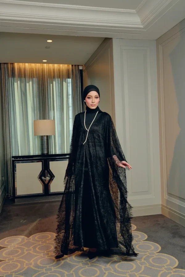 090525 – MAYANG 545 ATHENA SERIES IN CLASSIC BLACK