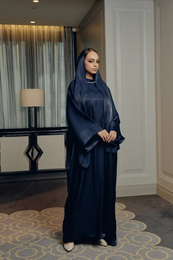 HERA SERIES IN Midnight Blue