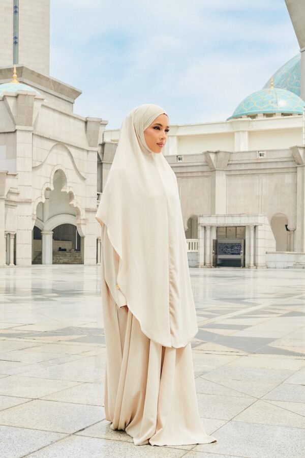 Al-Hayaa Series in Sandy Beige