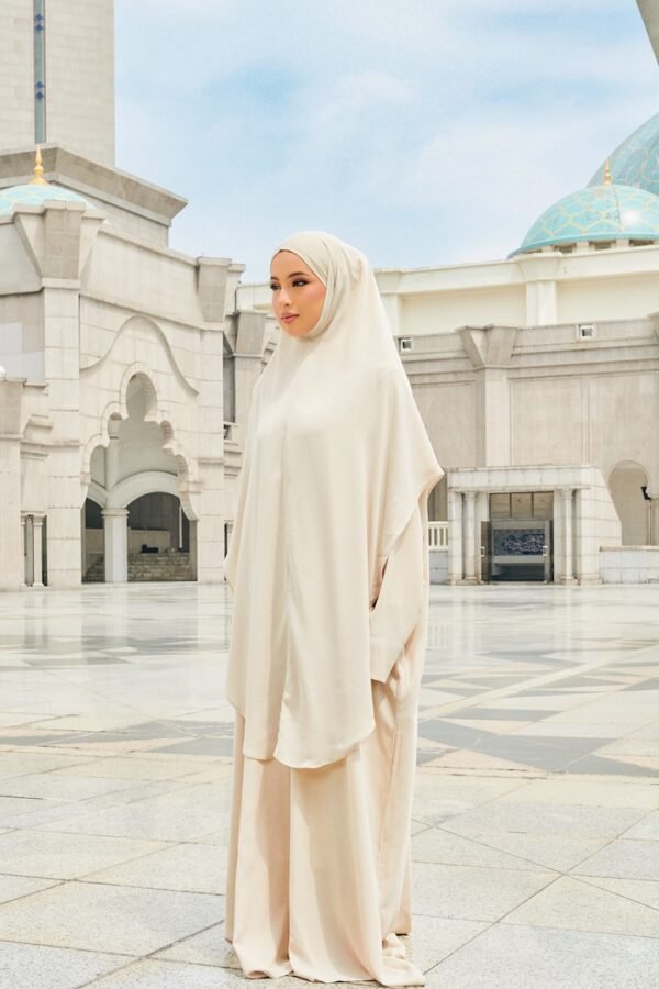 Al-Hayaa Series in Sandy Beige