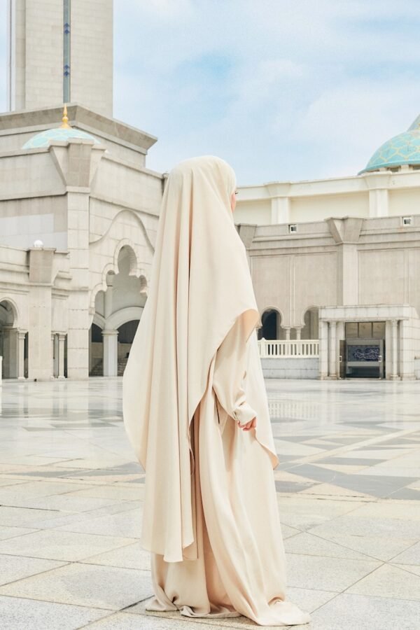 Al-Hayaa Series in Sandy Beige