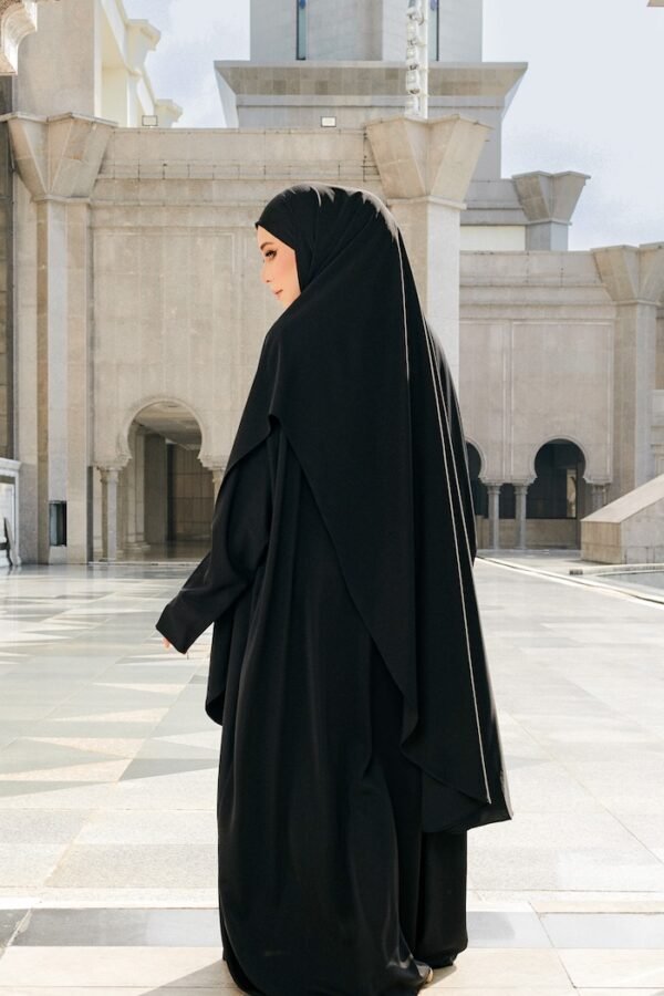 Al-Hayaa Series in Midnight Black