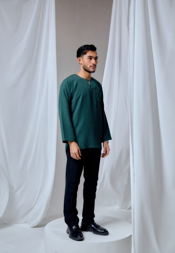 MAYANGBYANNTSYA0052514 KURTA MALEEQ IN EMERALD GREEN
