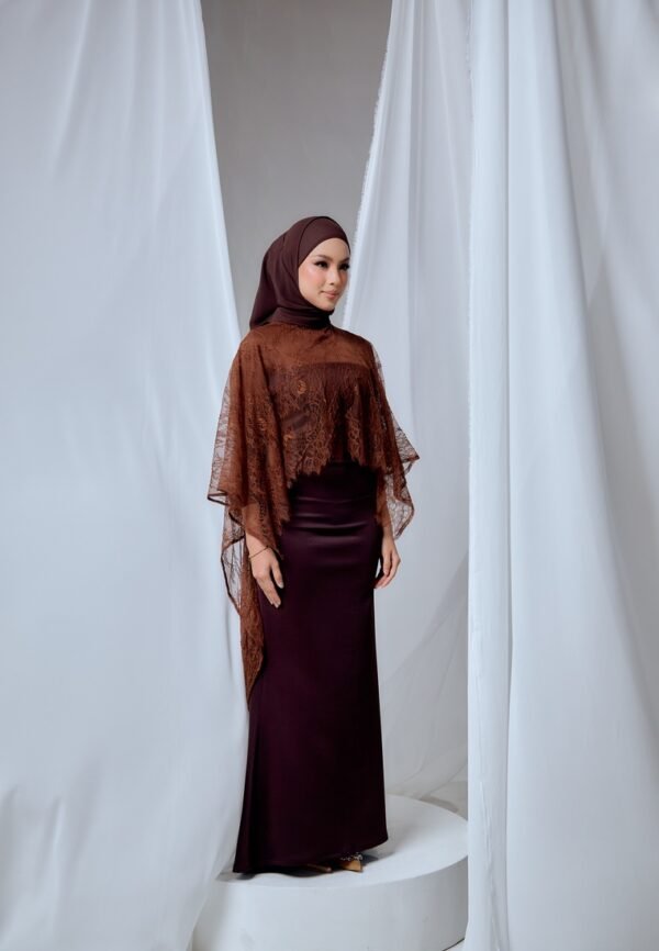 MAYANGBYANNTSYA0390 1851 LUNA SERIES IN DARK BROWN