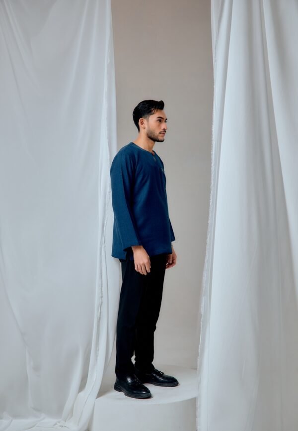 MAYANGBYANNTSYA03921373 KURTA MALEEQ IN TEAL BLUE