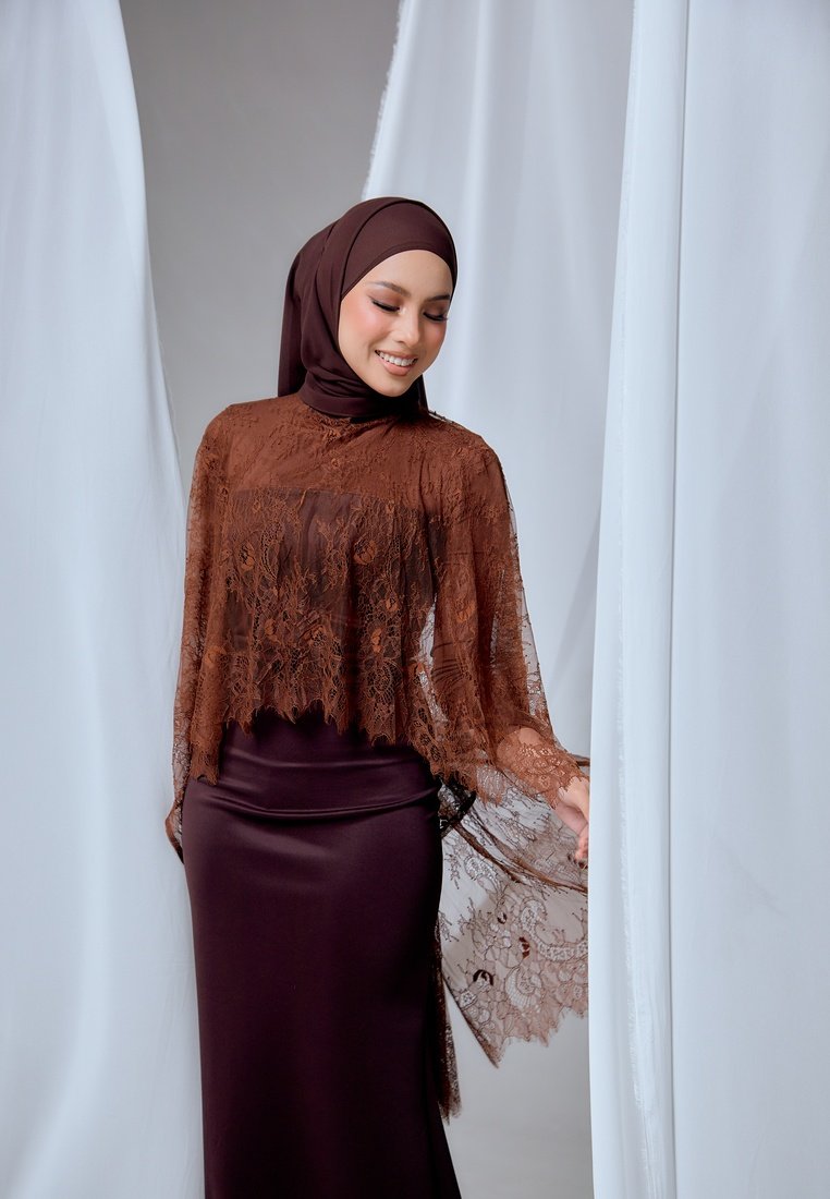 LUNA SERIES - DARK BROWN