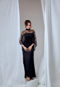 LUNA SERIES IN CLASSIC BLACK