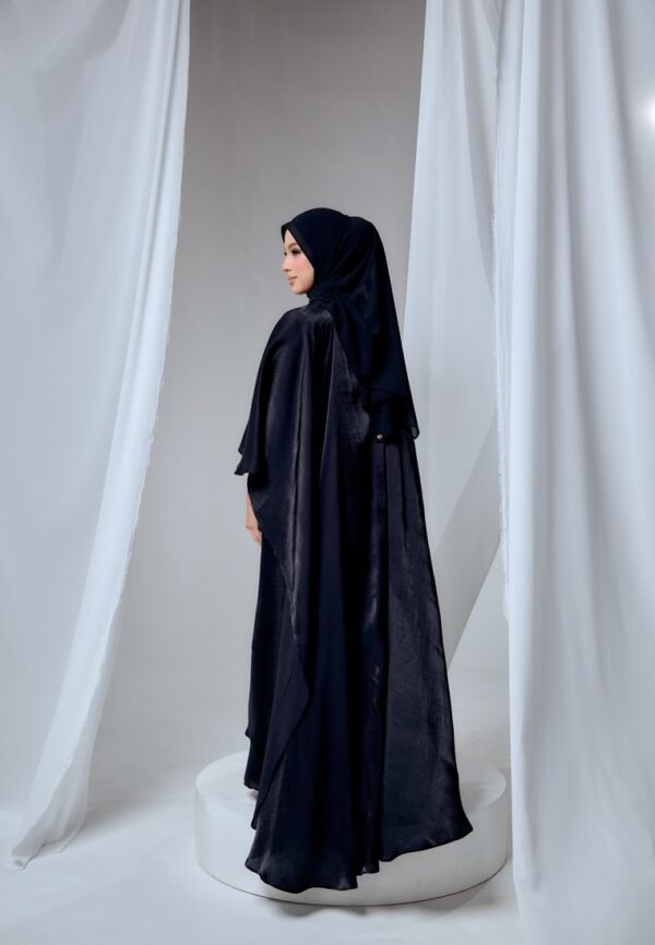 GAIA SERIES IN CLASSIC BLACK