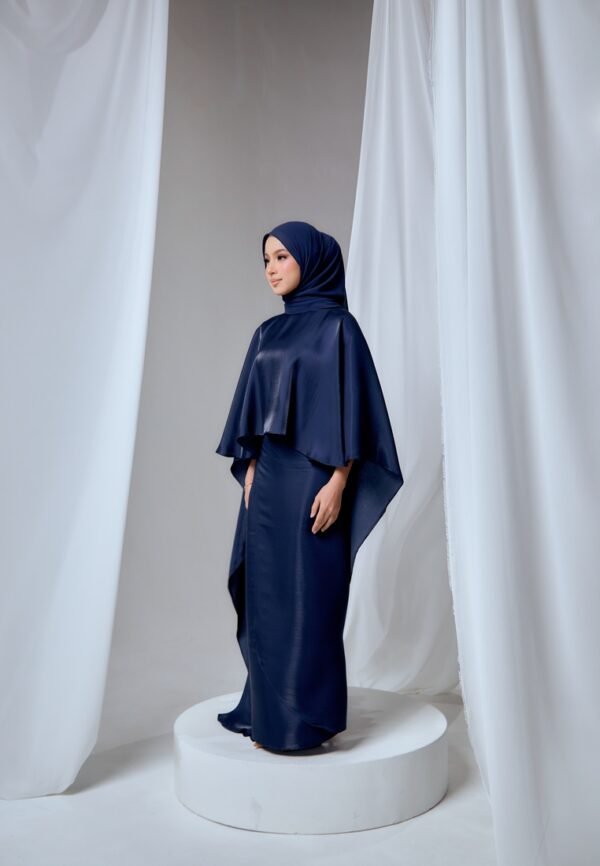 GAIA SERIES IN MIDNIGHT BLUE