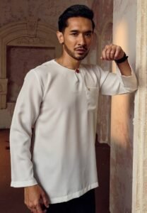 KURTA MALEEQ IN OFF WHITE